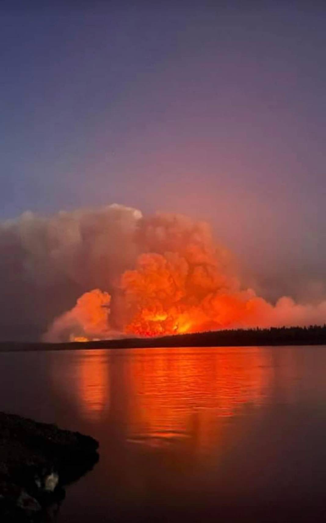 Kanada'da orman yangınları: Dumanlar ABD'ye ulaştı 8